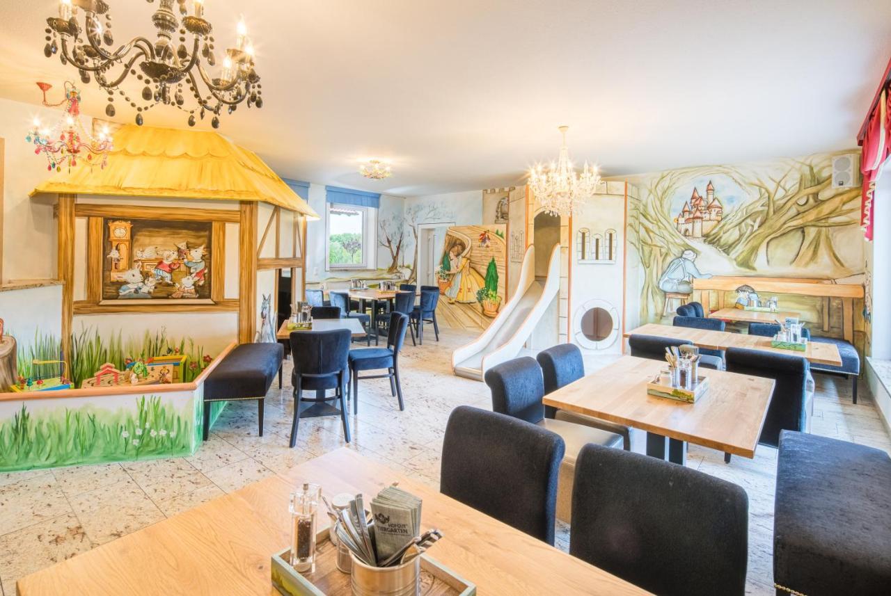 Hotel Hofgut Tiergarten Aulendorf Kültér fotó