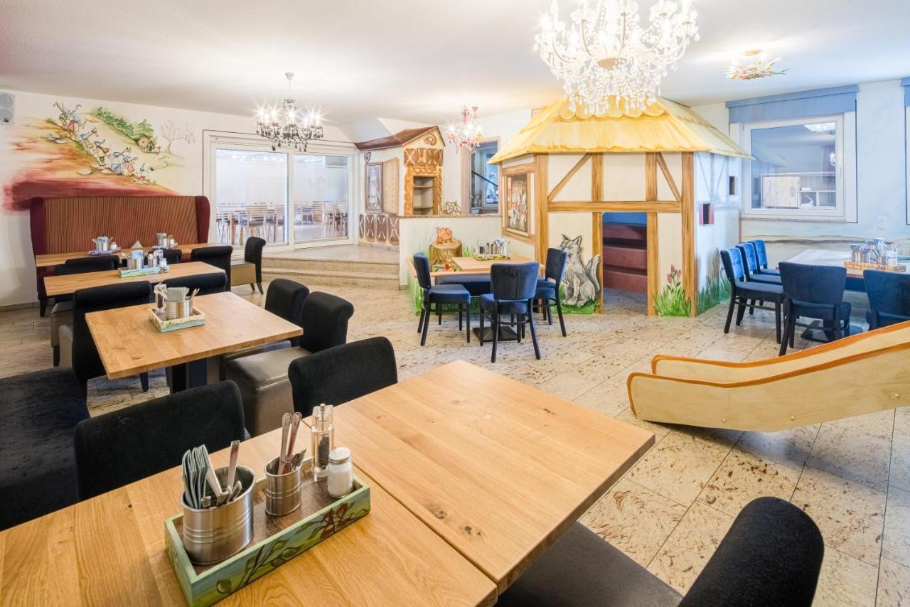 Hotel Hofgut Tiergarten Aulendorf Kültér fotó