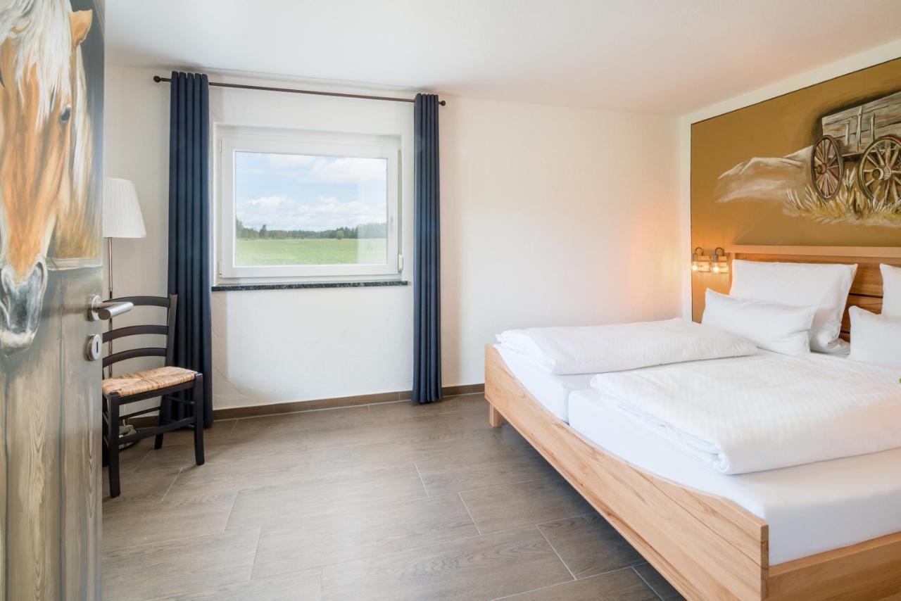 Hotel Hofgut Tiergarten Aulendorf Kültér fotó