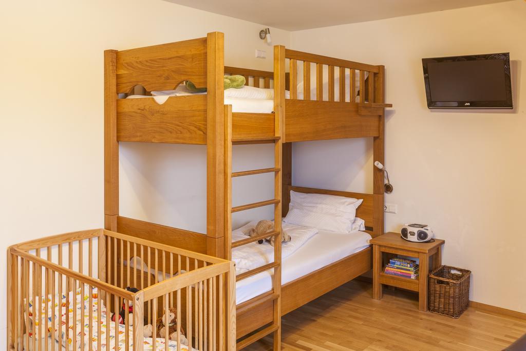 Hotel Hofgut Tiergarten Aulendorf Kültér fotó