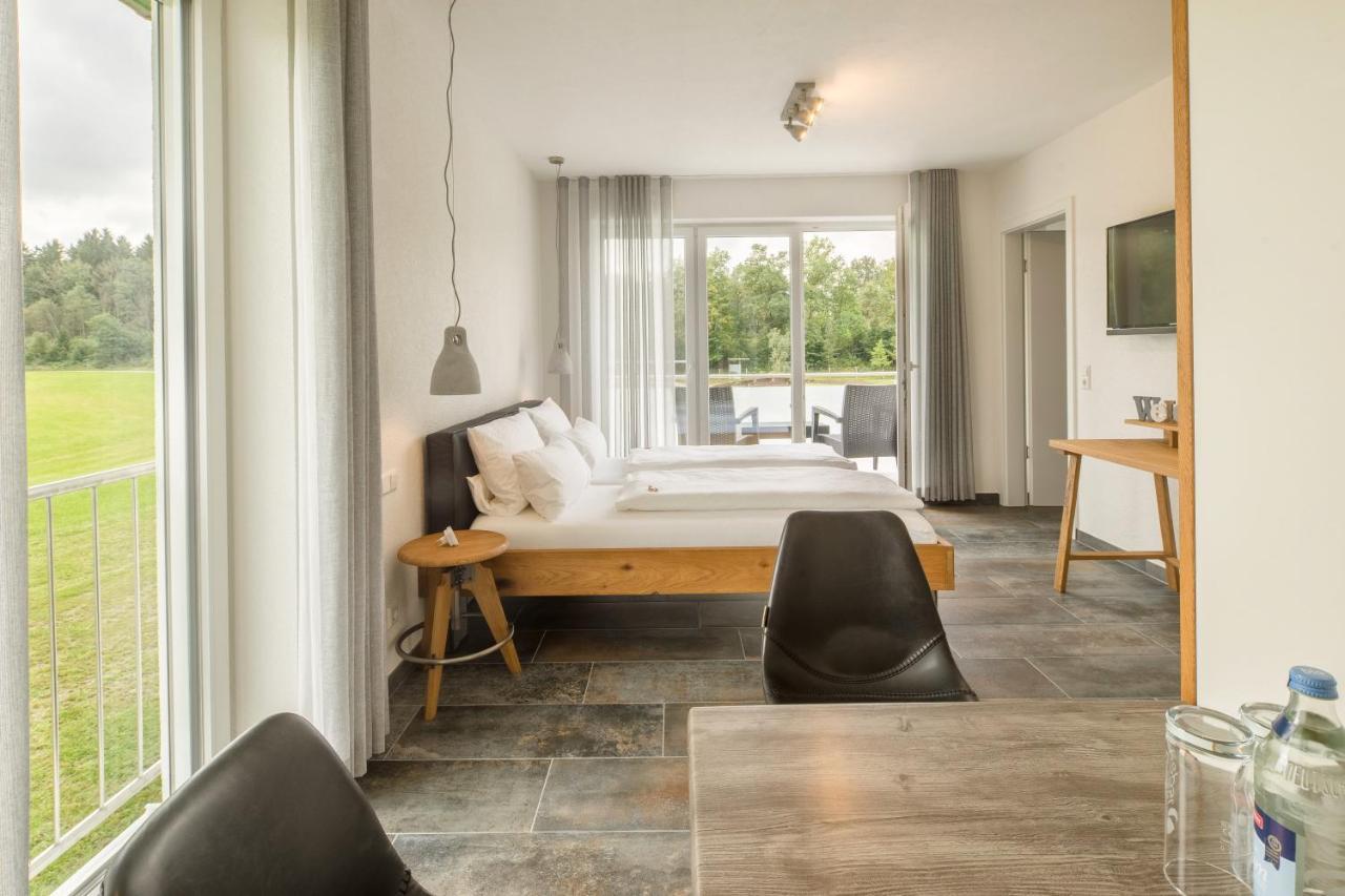 Hotel Hofgut Tiergarten Aulendorf Kültér fotó